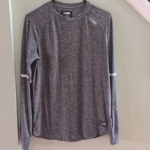 American Eagle soft long sleeve shirt, NWOT